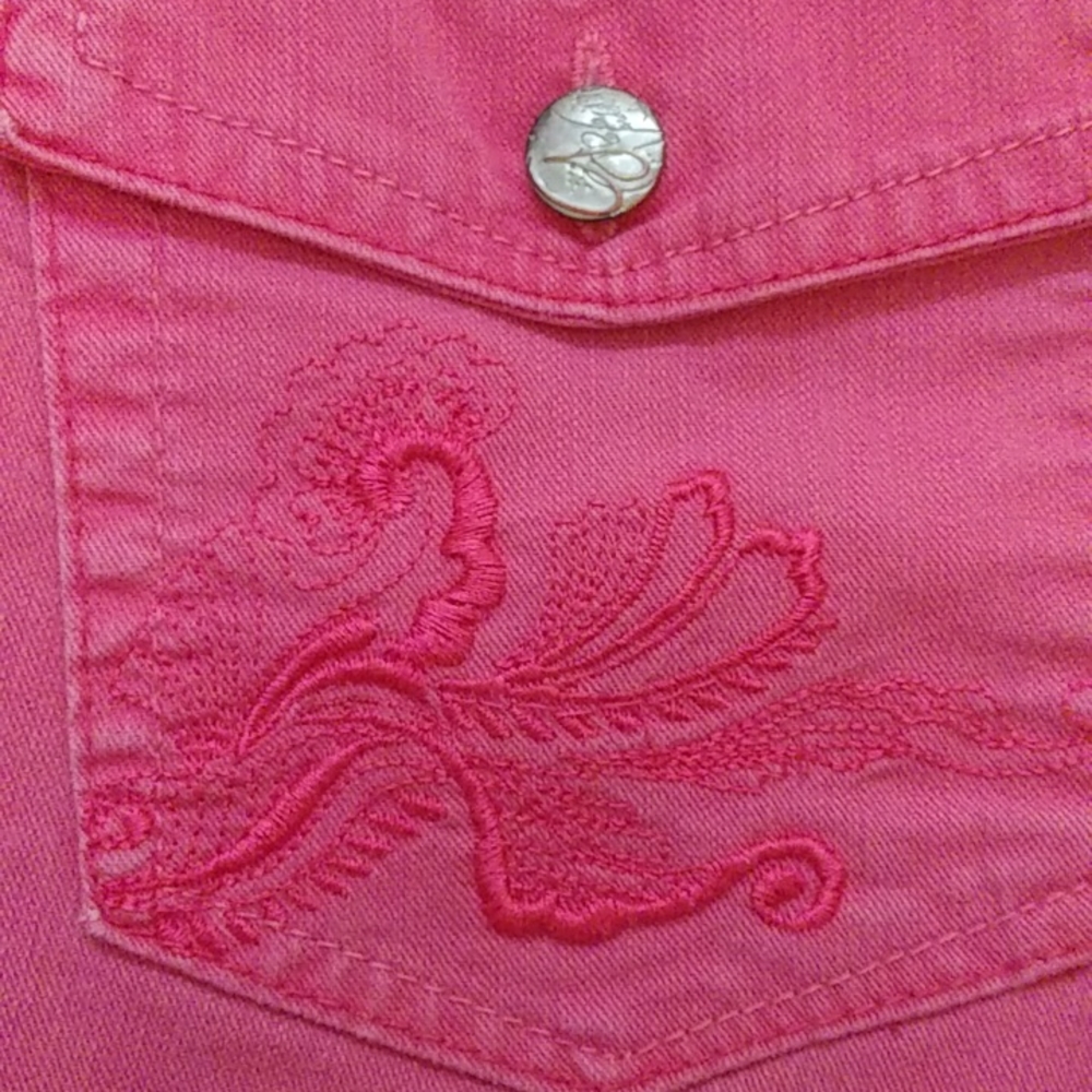 20W Coral Pink Gloria Vanderbilt Bermuda shorts